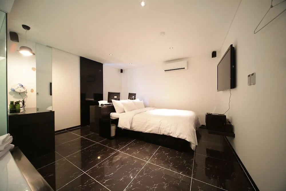 Hotel Pop Jongno Seoel