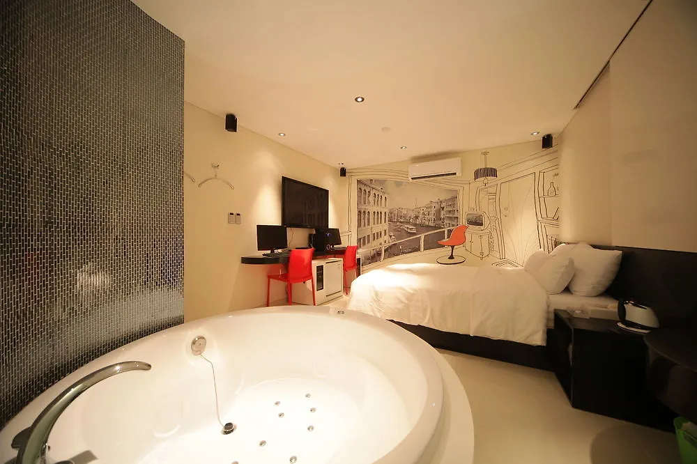 Hotel Pop Jongno Seoel
