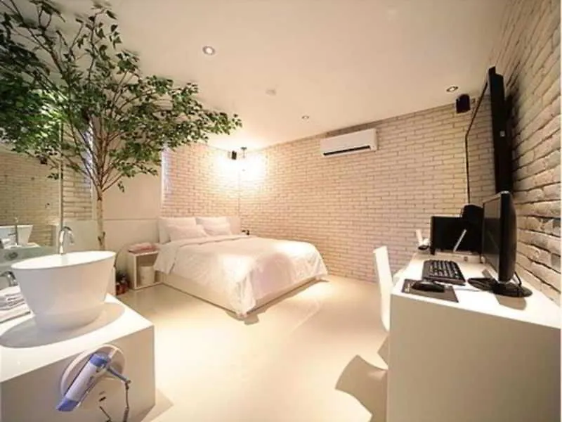 Hotel Pop Jongno Seoel