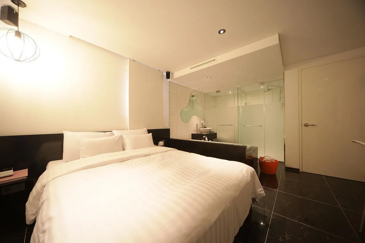Motel Hotel Pop Jongno Seoel