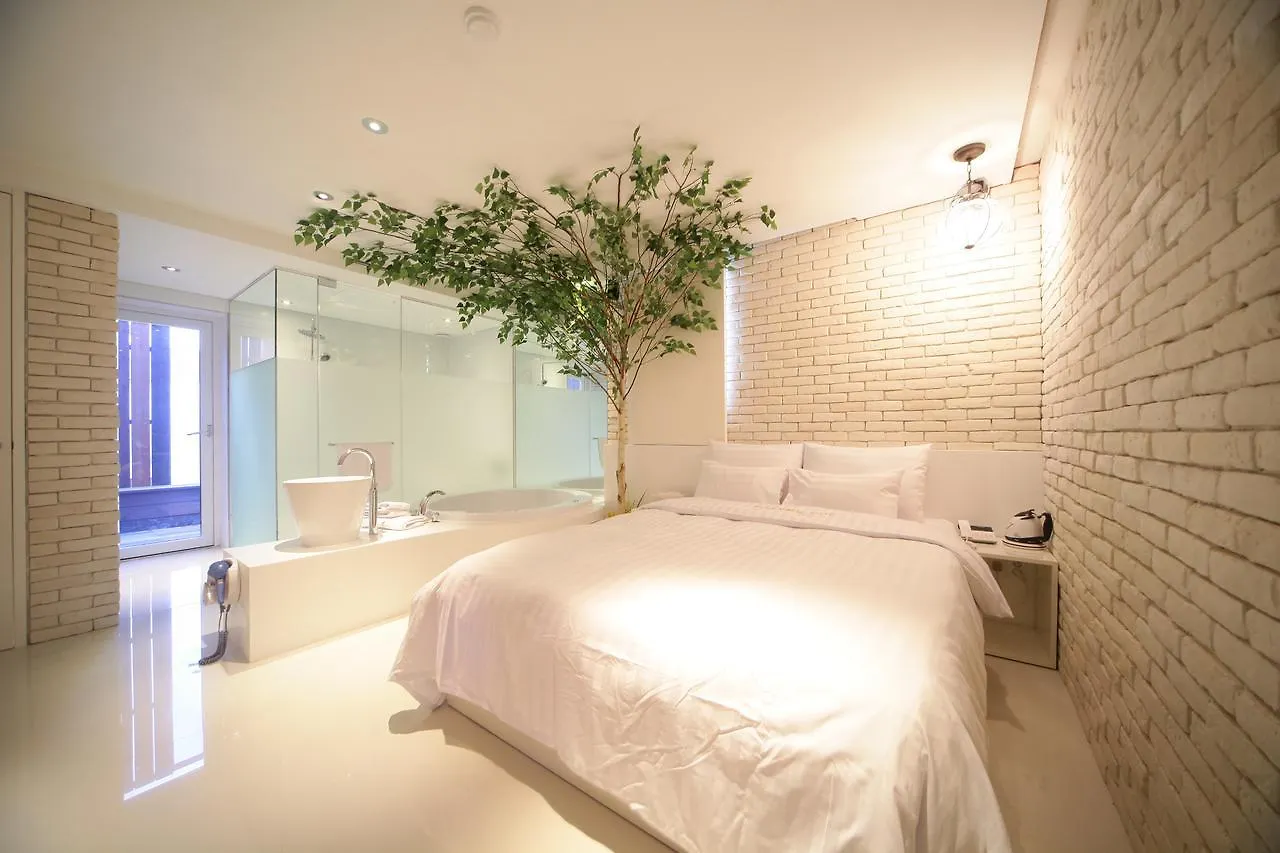 Hotel Pop Jongno Seoel